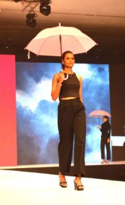 RAINCO LADIES UMBRELLA'S FASHION SHOW (11)