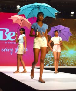 RAINCO LADIES UMBRELLA'S FASHION SHOW (5)